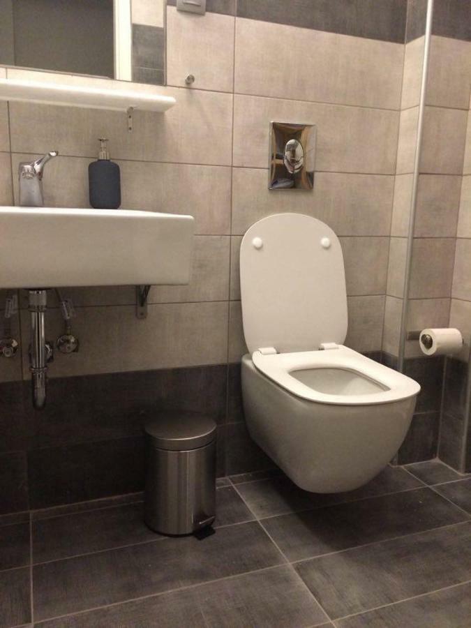 Lake View Apartment يانينة المظهر الخارجي الصورة