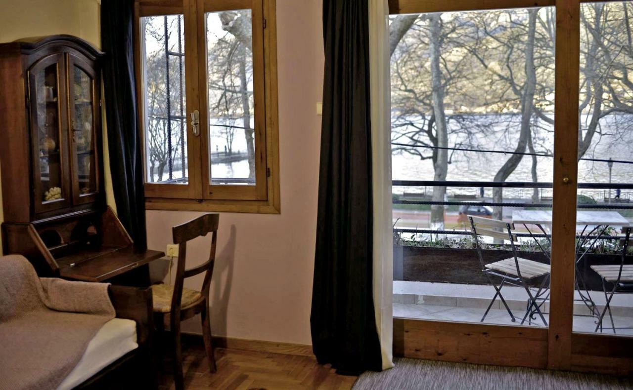 Lake View Apartment يانينة المظهر الخارجي الصورة